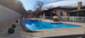 Resort Exp : Games, Pool, Indoor Racketball Court - Image 5