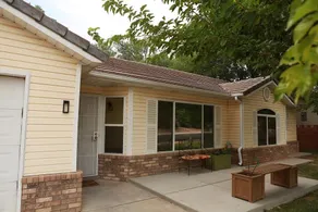House near Zion: Game room, private yard, comfy - Image 4