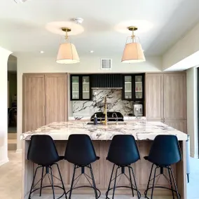 Private Vineyard Estate in Orient Village w Pool / AC / Walk to Beach & Town - Image 3