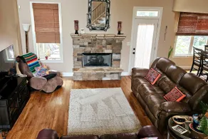 Spacious, centrally-located 6 bedroom home in Rome - Image 4