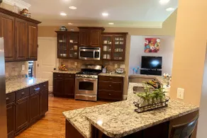 Spacious, centrally-located 6 bedroom home in Rome - Image 3