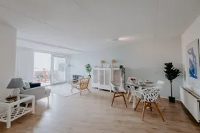 Stylish apartment on Makkum beach - Image 2