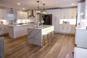 Modern 5 BR Stay Minutes From LBI - Image 4