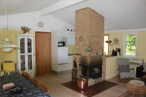 Delightful summer house with sauna and fireplace - Image 4