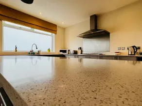 Stunning sea views from this contemporary property - Image 5