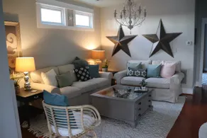 Quiet Coastal Cottage Escape with Water Views - Image 2
