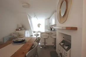 2 Bedroom Cottage in Central Sherborne. - Image 3