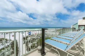Beautiful Beachfront Condo with Stunning Views - Image 3