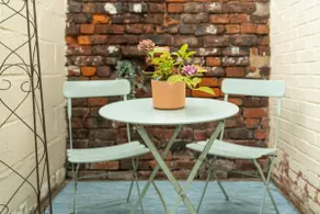 2 Bedroom House Close to Riverside Walks and Abbey - Image 3