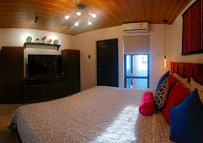 Loft Candelaria-King Bed-110 Mbps WiFi-Antigua - Image 3