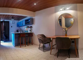 Loft Candelaria-King Bed-110 Mbps WiFi-Antigua - Image 4