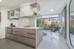 Spacious 1 BR apt W Balcony/Near Airport/GYM 2 - Image 3