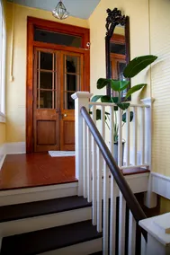 Spacious 4 BR House in Uptown Historic Area - Image 5