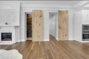 Olde Towne East Luxurious Castle - Image 3