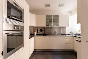 5 min to Belem Tower – Bright & Modern Flat - Image 4