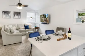 Private Retreat | King Bed | Work Stay or Getaway - Image 3