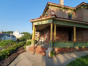 Chase Mansion, 1880s Italianate right by City Hall - Image 4