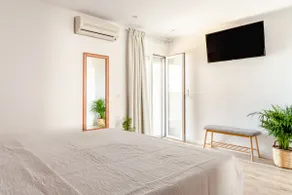 Aqua Vero Seaside Residence - Image 5