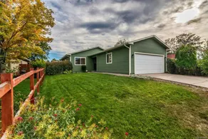 Loretto Idyll | Theater & Yard | Peaceful 3 Bdrm - Image 2