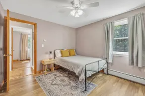 Fully stocked 3BR cottage - Image 5
