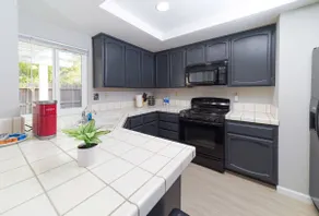 25% Off Monthly | Centrally located Elk Grove Gem - Image 5