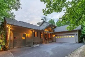 The Mountain View Lodge - Luxury in Whittier! Awesome views from every deck! - Image 4