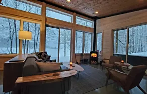 Hayward Haus, Modern Design w/ Classic Experience - Image 4