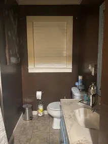 Great 3 BR 1 bath bungalow with fenced backyard - Image 2