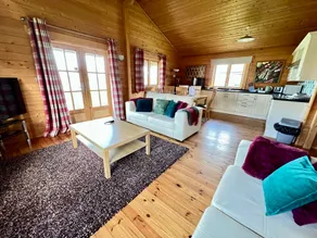 Tufty Lodge, Lake Pochard lodge 9 - Image 2