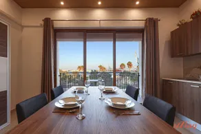 Gem Beachfront Apt with Amazing Bay and Sea Views - Image 3