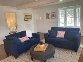 Convenient and Cozy Antique Cape - Image 3