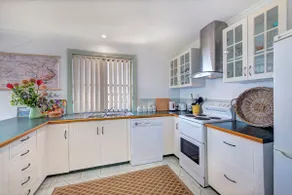 CORONELLA: A comfy home with beautiful ocean views - Image 5