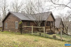 The Log Cabin at Ridgeview - Hiking, Wine, UVA - Image 3