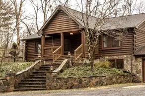The Log Cabin at Ridgeview - Hiking, Wine, UVA - Image 2