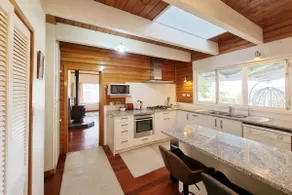 Country Garden Oasis with Parking and Wi-Fi - Image 2