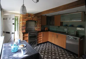 Cozy cottage overlooking fields, Upwell - Image 3