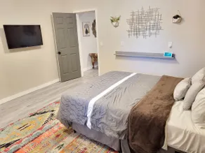 Dazzling, brand-new, stylish basement suite!!! - Image 2