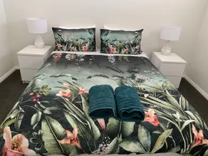 Water View Apartment - Image 4