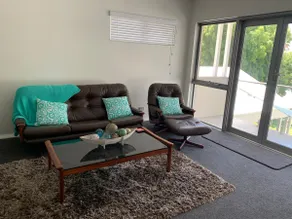Water View Apartment - Image 2