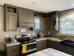 Family Friendly Home in Private Setting - Image 2