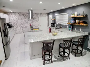 Savannah Oasis w Heated Pool & Spa - Image 3