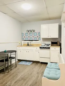 Lovely 1 Bed Apt Close to Penn State- Stairs Req’d - Image 3