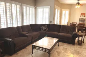 nice home on large lot in QUIET neighborhood - Image 5