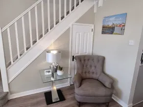 Escape to Rye at the Strand overlooking The Strand Quay with parking! - Image 2