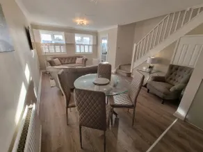 Escape to Rye at the Strand overlooking The Strand Quay with parking! - Image 5