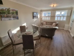 Escape to Rye at the Strand overlooking The Strand Quay with parking! - Image 4