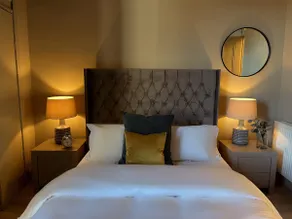 The Ocean Suite - Luxury Seaside Holiday Apartment - Image 3
