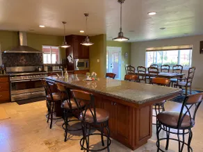 Beautiful Country Home - Image 2