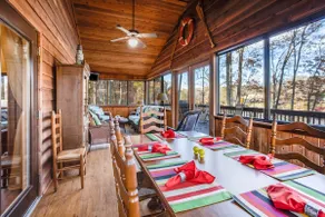 Lakeside Rustic Retreat - Image 3