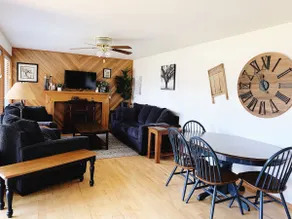 Cozy Harmony Cabin | Walk to Lake | Sleeps 5 - Image 5